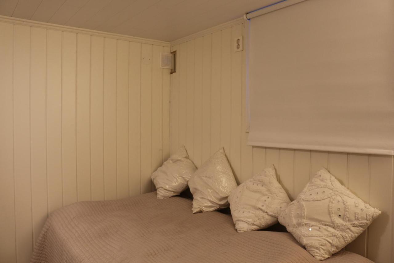 Nice Apartment With1 Bedroom Separate Living Room With A Sofa Bed And A Tiny Kitchen A Bathroom Located In Nordstrand Near By The Sea For 3 Guests With A Garden And Grill 5 Extra Guests With Extra Cost In The Cabin With Sea View Just Outside The Apar Осло Экстерьер фото