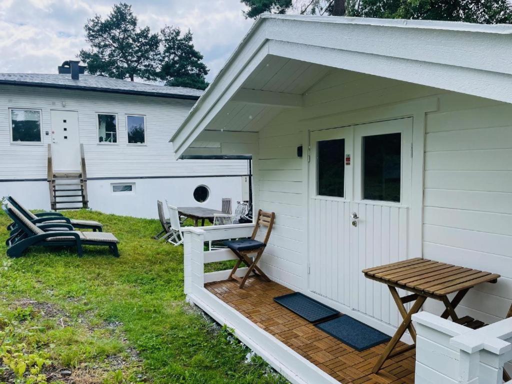 Nice Apartment With1 Bedroom Separate Living Room With A Sofa Bed And A Tiny Kitchen A Bathroom Located In Nordstrand Near By The Sea For 3 Guests With A Garden And Grill 5 Extra Guests With Extra Cost In The Cabin With Sea View Just Outside The Apar Осло Экстерьер фото