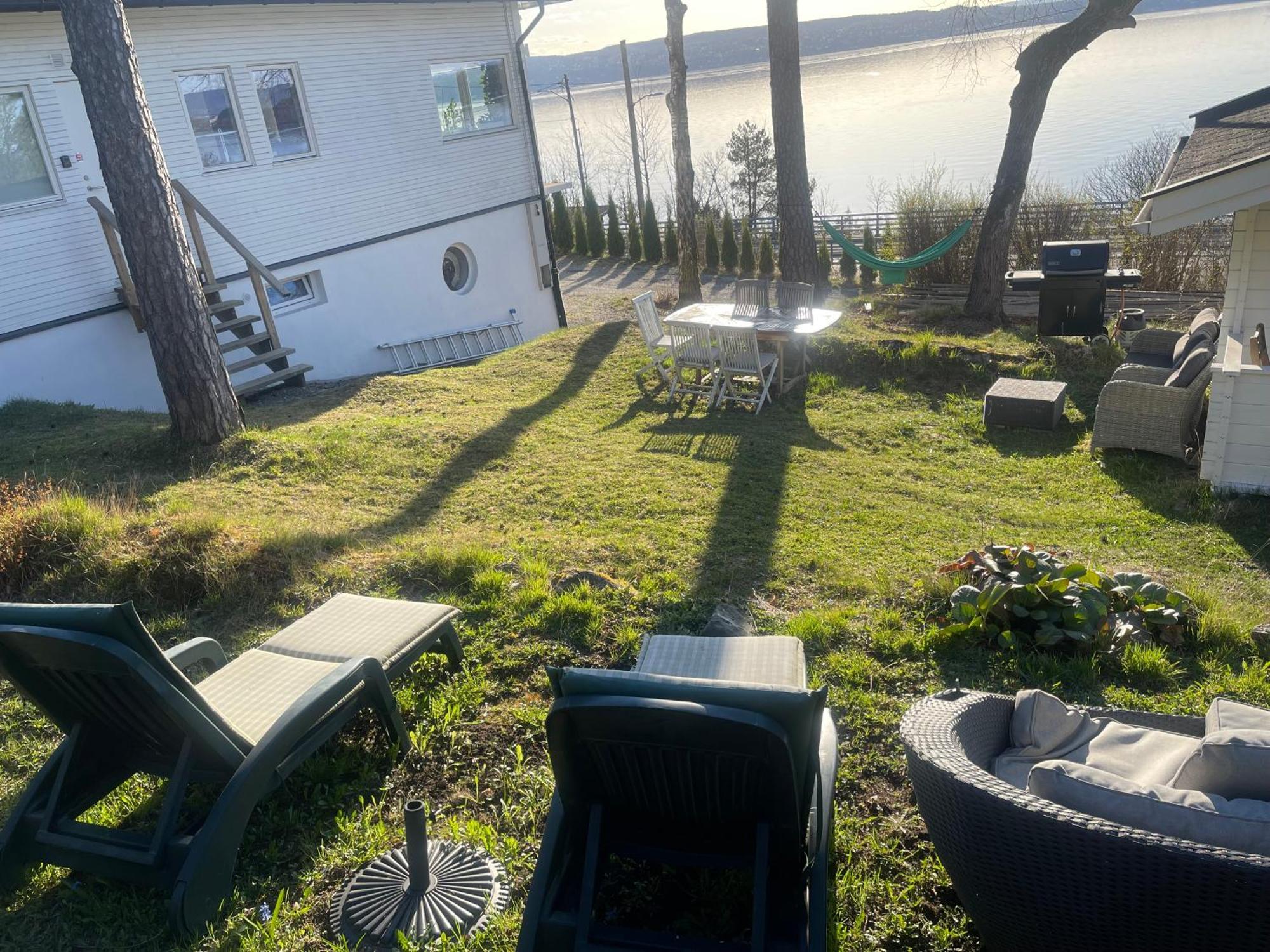 Nice Apartment With1 Bedroom Separate Living Room With A Sofa Bed And A Tiny Kitchen A Bathroom Located In Nordstrand Near By The Sea For 3 Guests With A Garden And Grill 5 Extra Guests With Extra Cost In The Cabin With Sea View Just Outside The Apar Осло Экстерьер фото
