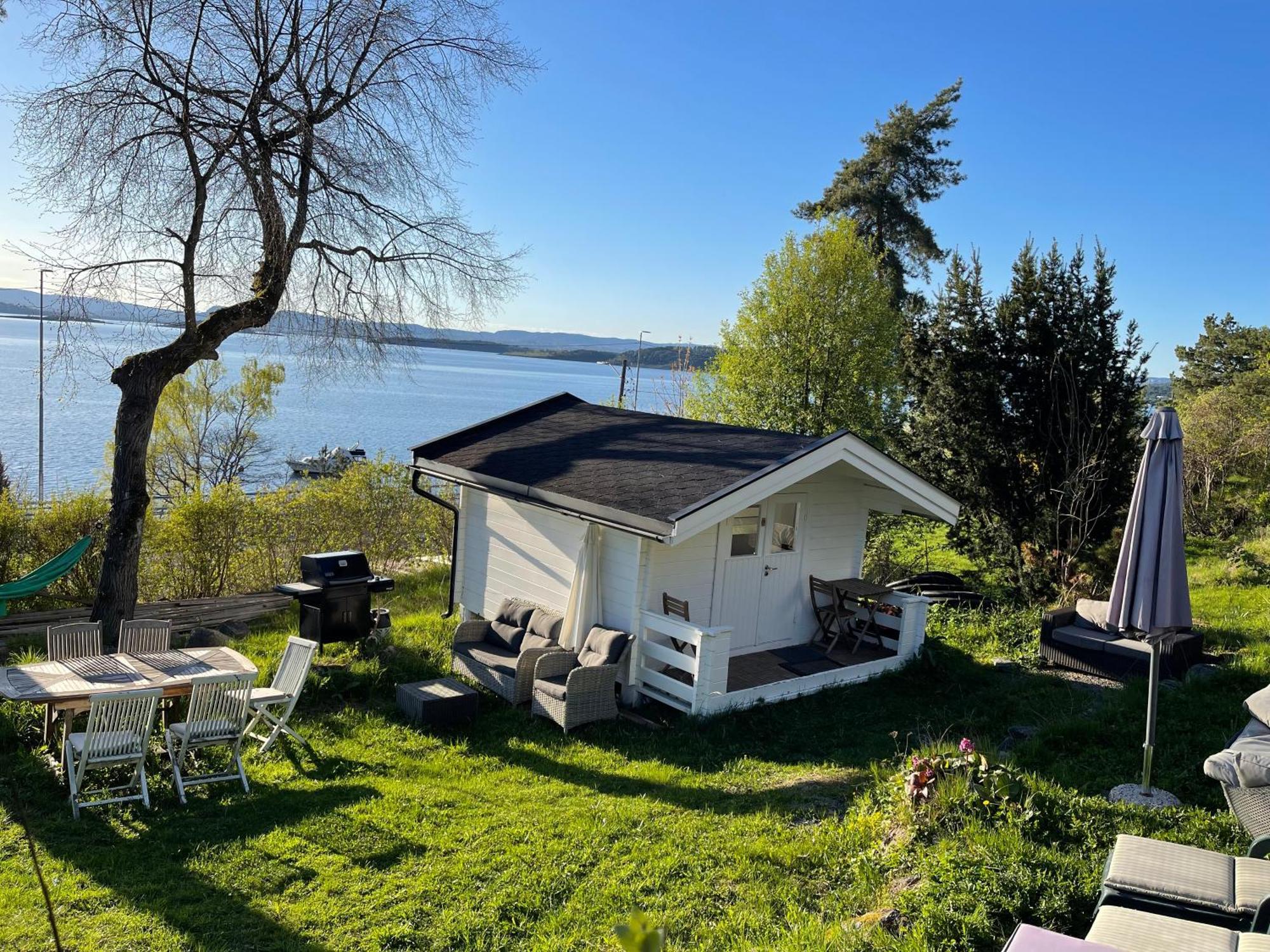 Nice Apartment With1 Bedroom Separate Living Room With A Sofa Bed And A Tiny Kitchen A Bathroom Located In Nordstrand Near By The Sea For 3 Guests With A Garden And Grill 5 Extra Guests With Extra Cost In The Cabin With Sea View Just Outside The Apar Осло Экстерьер фото